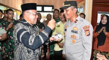 Perkuat Sinergitas, HUT Bhayangkara Ke – 80 Polsek Peureulak Barat Dapat Surprise dari Muspika Plus