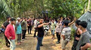 Polres Aceh Timur Amankan Lokasi Kebakaran Penampungan Minyak Tradisional di Darul Ihsan.