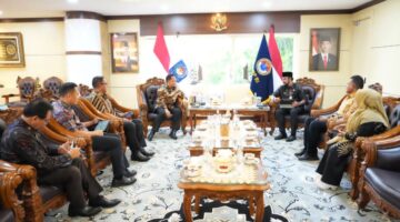 Bupati Al Farlaky Temui Mendagri Tito Karnavian Bahas Percepatan Penanganan Pascabanjir