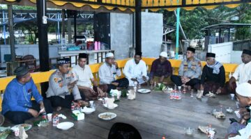 Kapolres Aceh Timur Ngopi Bareng Bersama Elemen Masyarakat Peudawa, Bahas Narkoba hingga Tertib Berlalu Lintas