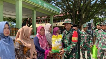 Pembukaan TMMD ke-130 TA 2026, Kodim 0113/Gayo Lues Salurkan Bantuan Sembako kepada Warakawuri dan Masyarakat Kurang Mampu