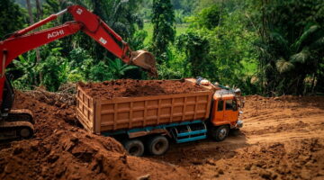 PT Panca di Sta 70 Tol Serang–Panimbang Diduga Gunakan Tanah Merah dari Tambang Ilegal, Prof. Sutan Nasomal Desak Pemerintah Bertindak
